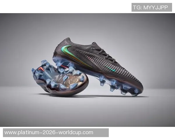 耐克足球女鞋助力女性运动员展现自信与力量的完美选择 耐克足球女鞋助力女性运动员展现自信与力量的完美选择